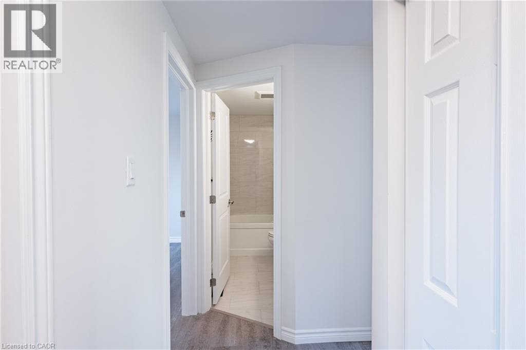 Semi-detached for sale at 537B BARWICK Crescent, Wissler Old Abbey, Waterloo, Ontario, photo 19