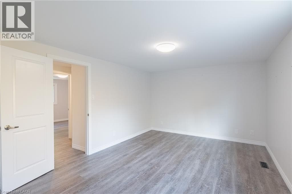 Semi-detached for sale at 537B BARWICK Crescent, Wissler Old Abbey, Waterloo, Ontario, photo 34