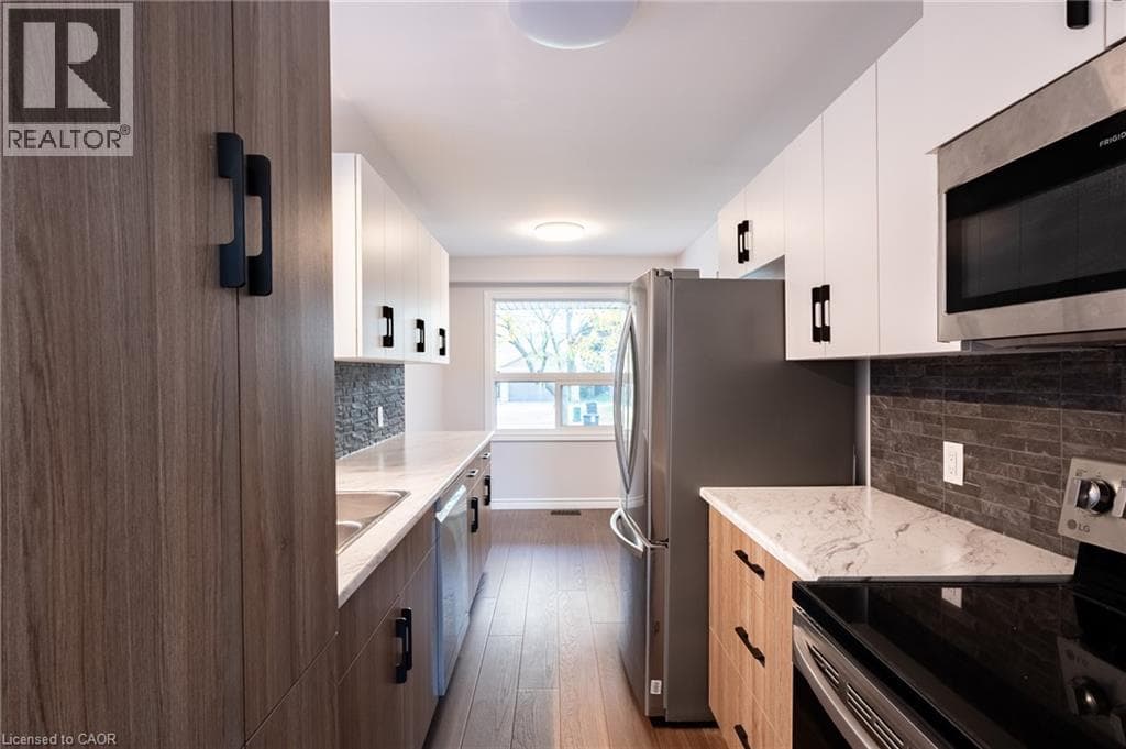 Semi-detached for sale at 537B BARWICK Crescent, Wissler Old Abbey, Waterloo, Ontario, photo 11