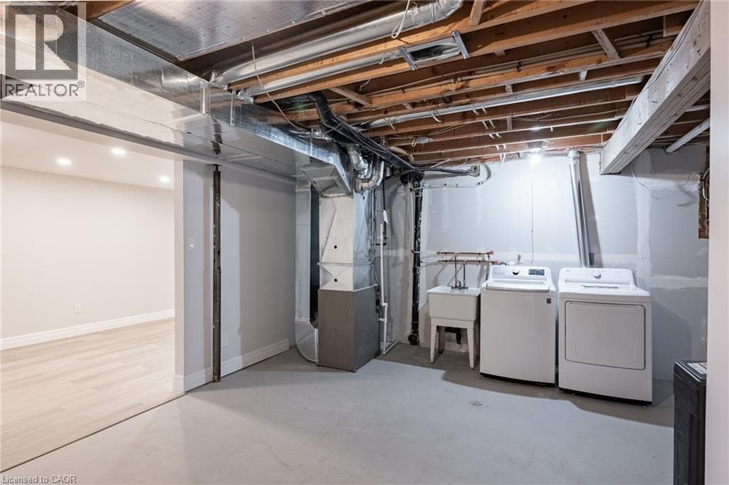 Semi-detached for sale at 537B BARWICK Crescent, Wissler Old Abbey, Waterloo, Ontario, photo 39
