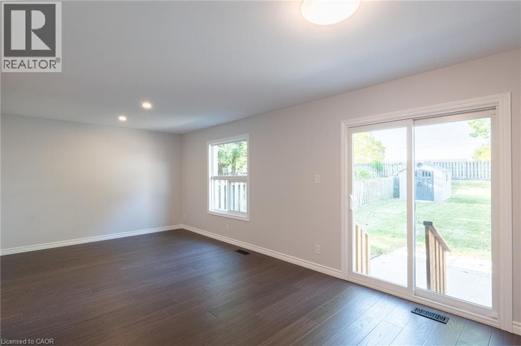 Semi-detached for sale at 537B BARWICK Crescent, Wissler Old Abbey, Waterloo, Ontario, photo 12