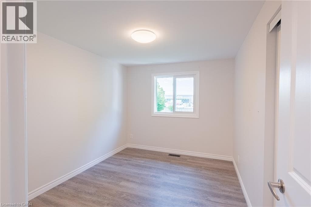 Semi-detached for sale at 537B BARWICK Crescent, Wissler Old Abbey, Waterloo, Ontario, photo 26