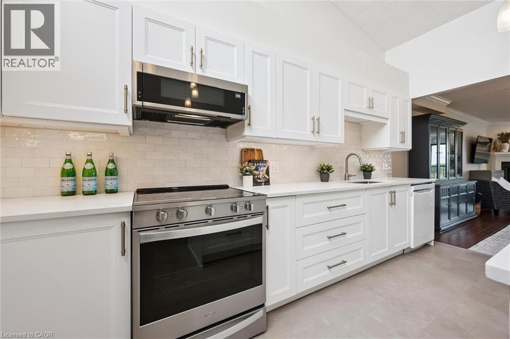 Apartment for sale at 260 SHELDON Avenue N Unit# PH2, Eastwood, Kitchener, Ontario, photo 5