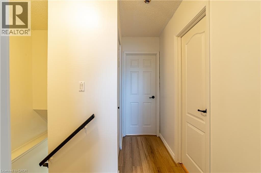 Townhouse for sale at 227 FERGUS Avenue, Chicopee, Kitchener, Ontario, photo 18