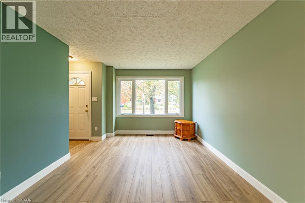 Townhouse for sale at 227 FERGUS Avenue, Chicopee, Kitchener, Ontario, photo 12