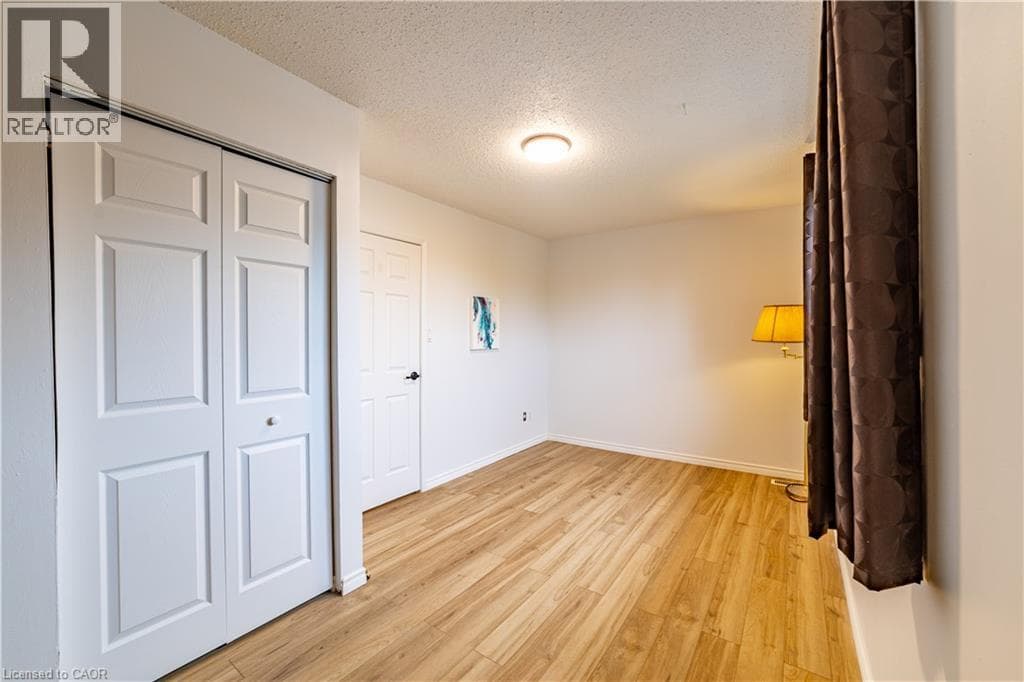 Townhouse for sale at 227 FERGUS Avenue, Chicopee, Kitchener, Ontario, photo 17
