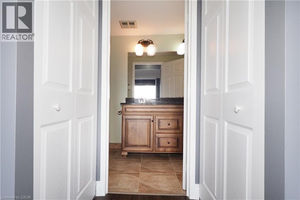 Apartment for sale at 55 BLUE SPRINGS Drive Unit# PH12, Lincoln Heights, Waterloo, Ontario, photo 27