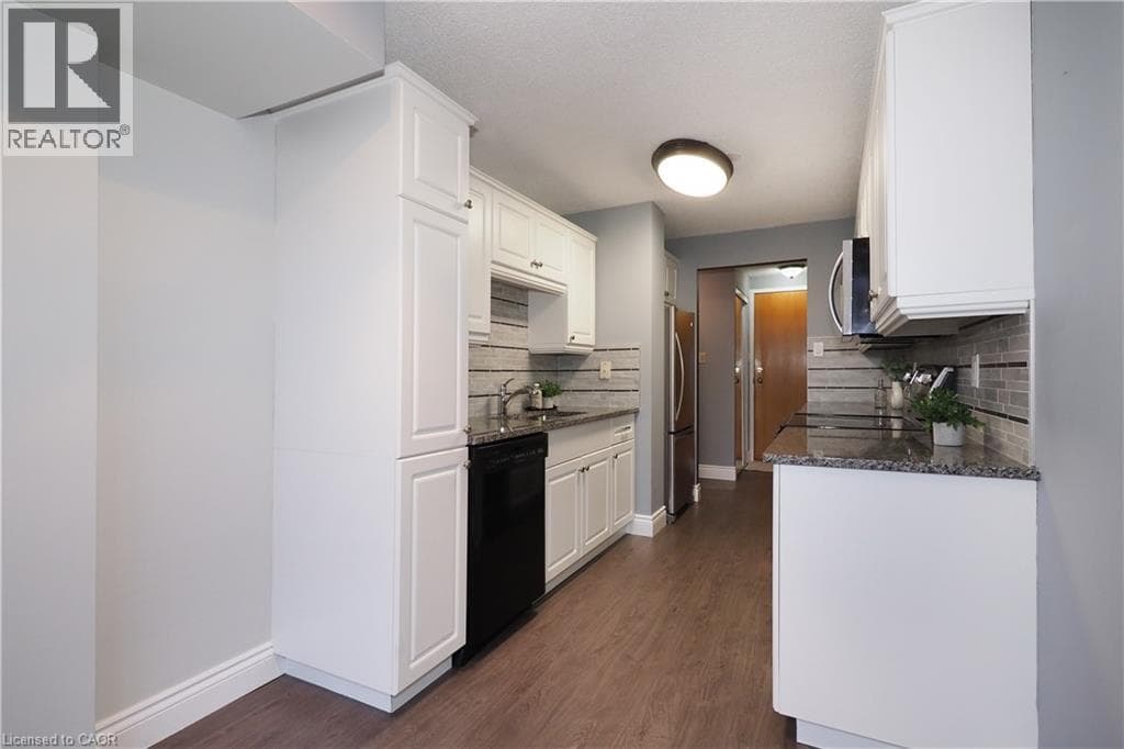 Apartment for sale at 55 BLUE SPRINGS Drive Unit# PH12, Lincoln Heights, Waterloo, Ontario, photo 19
