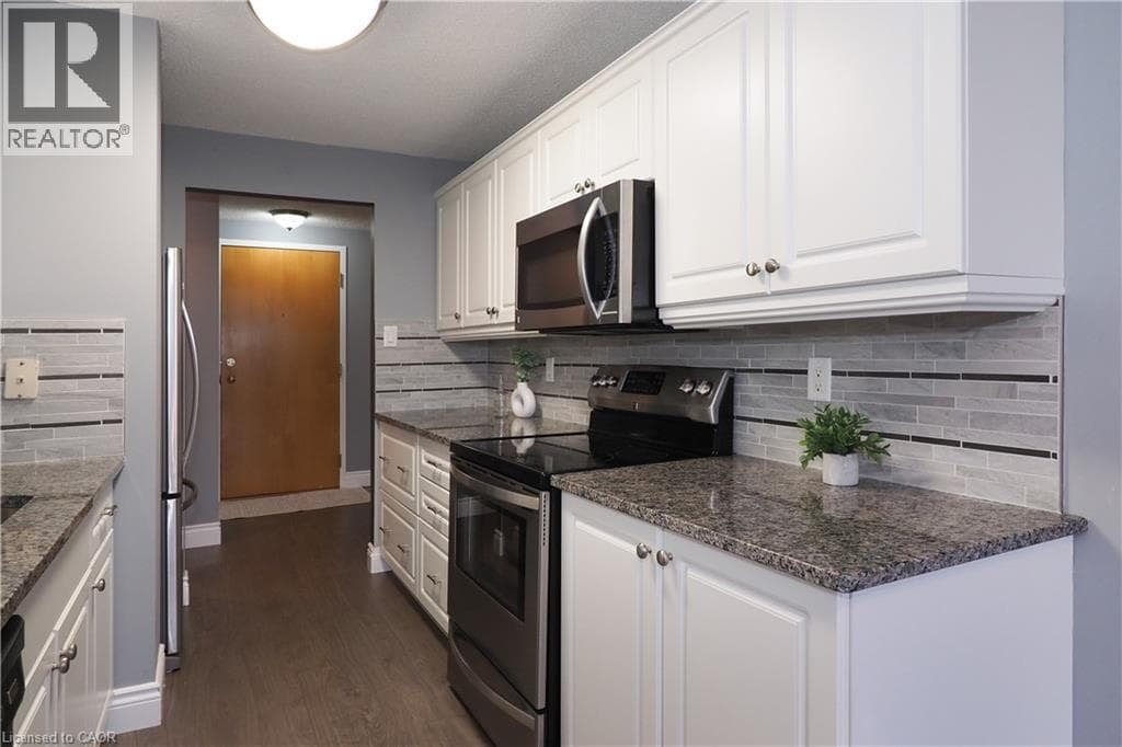 Apartment for sale at 55 BLUE SPRINGS Drive Unit# PH12, Lincoln Heights, Waterloo, Ontario, photo 21