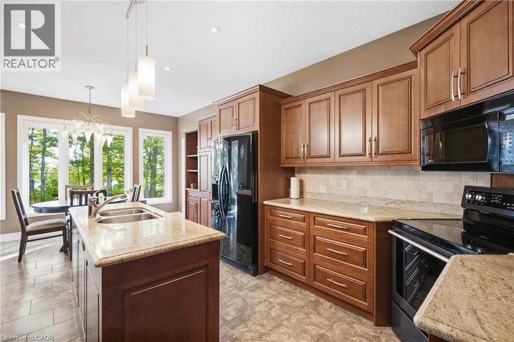 Detached for sale at 12 WELWOOD Avenue, Wellesley, Wellesley, Ontario, photo 10