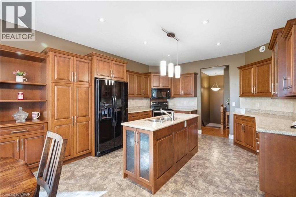 Detached for sale at 12 WELWOOD Avenue, Wellesley, Wellesley, Ontario, photo 7