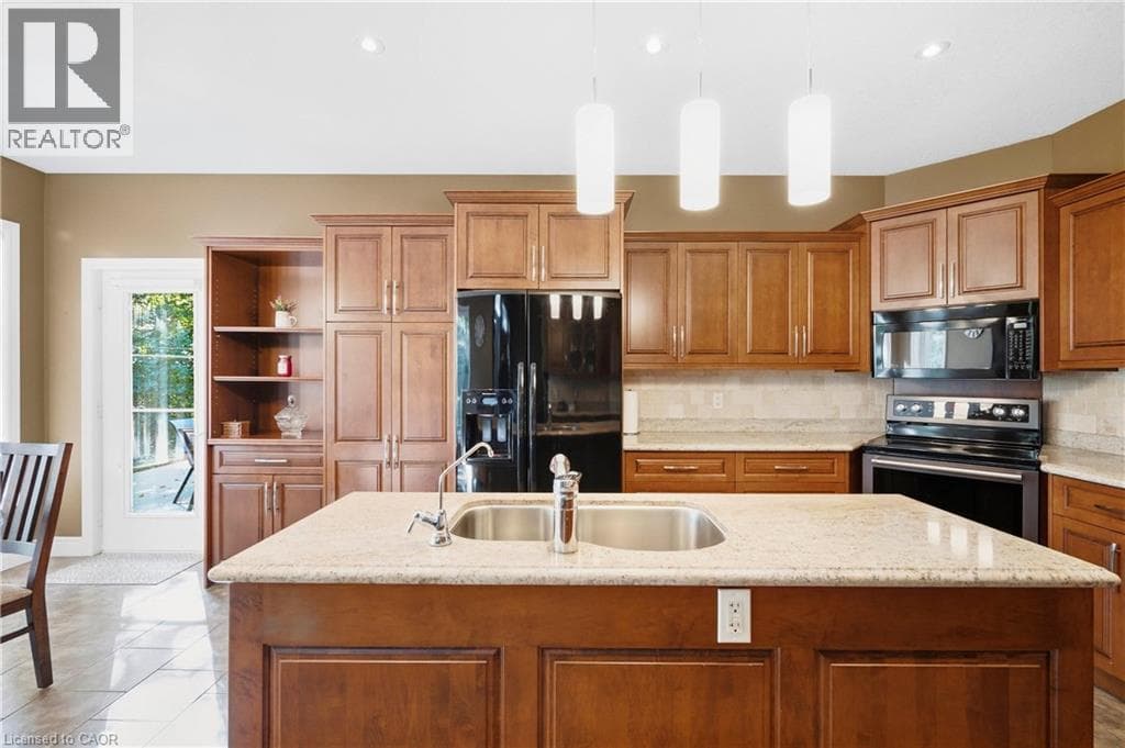 Detached for sale at 12 WELWOOD Avenue, Wellesley, Wellesley, Ontario, photo 8