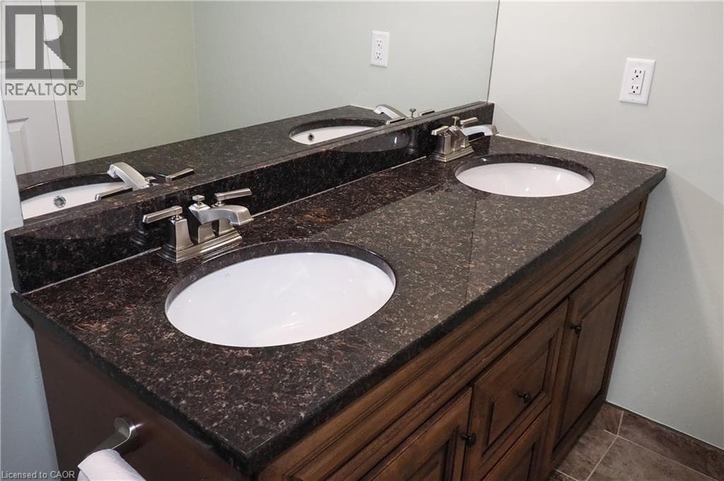 Apartment for sale at 55 BLUE SPRINGS Drive Unit# PH12, Lincoln Heights, Waterloo, Ontario, photo 30