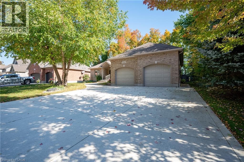 Detached for sale at 12 WELWOOD Avenue, Wellesley, Wellesley, Ontario, photo 4