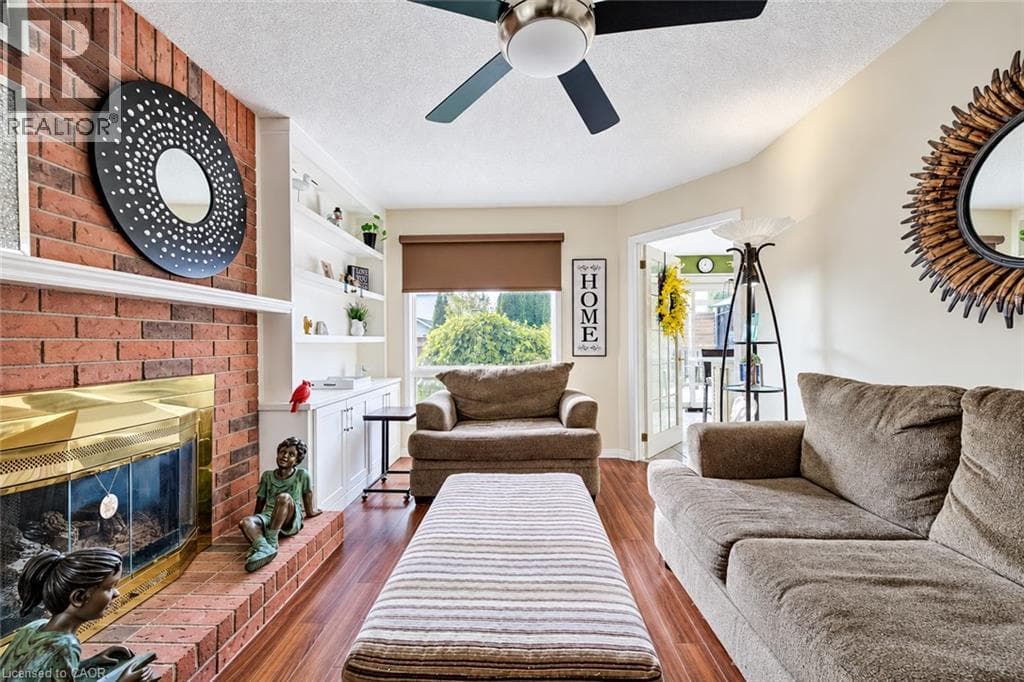 Detached for sale at 11 PEREGRINE Crescent, Shades Mills, Cambridge, Ontario, photo 6