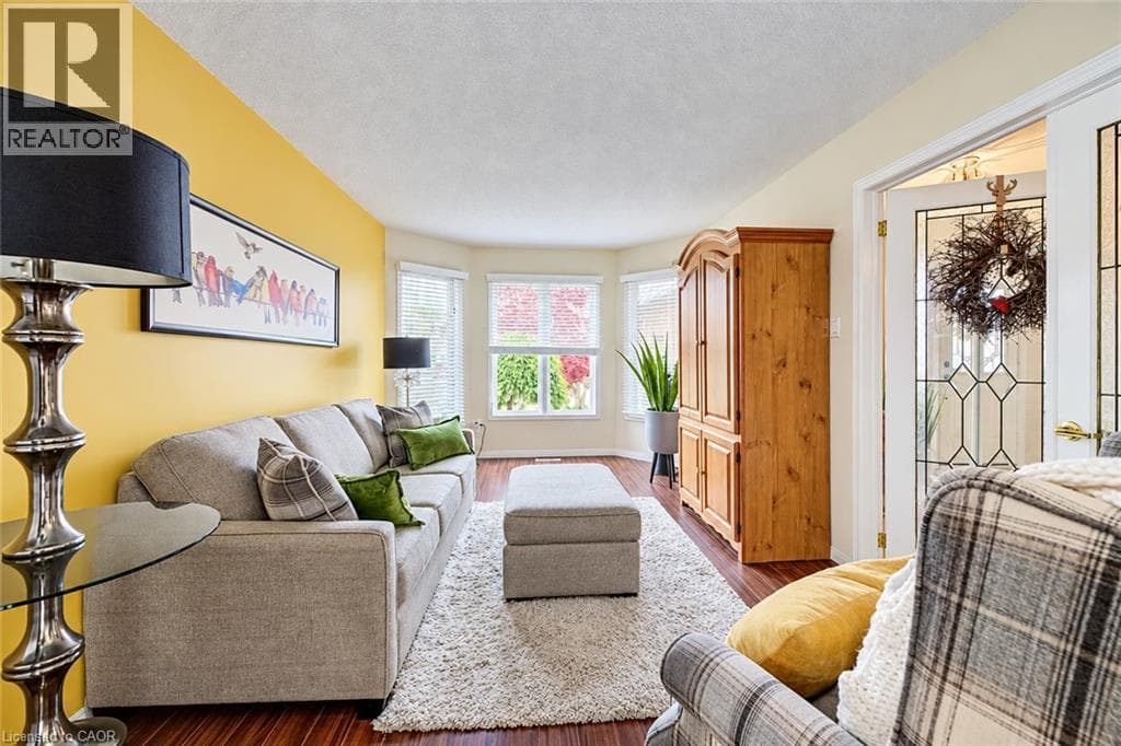 Detached for sale at 11 PEREGRINE Crescent, Shades Mills, Cambridge, Ontario, photo 9