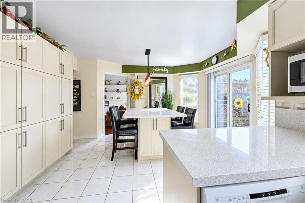 Detached for sale at 11 PEREGRINE Crescent, Shades Mills, Cambridge, Ontario, photo 12