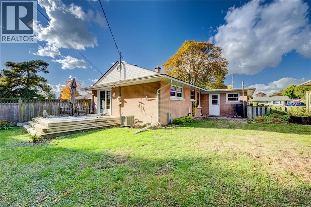 Detached for sale at 582 GRAND VALLEY Drive, Langs Farm, Cambridge, Ontario, photo 17