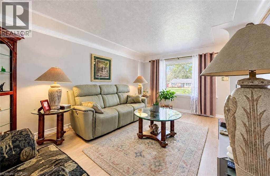 Detached for sale at 582 GRAND VALLEY Drive, Langs Farm, Cambridge, Ontario, photo 4