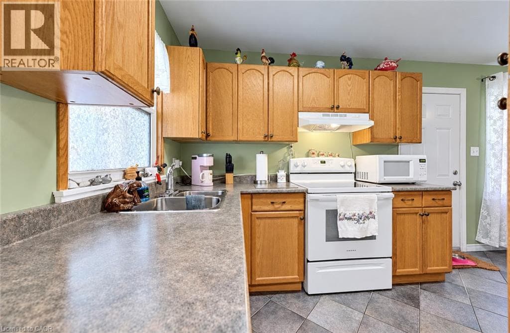 Detached for sale at 582 GRAND VALLEY Drive, Langs Farm, Cambridge, Ontario, photo 6