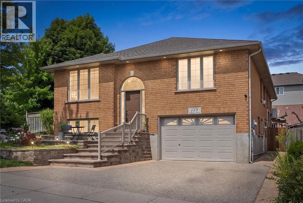 Multi-family for sale at 139 ATTWOOD Drive, Shades Mills, Cambridge, Ontario, photo 2