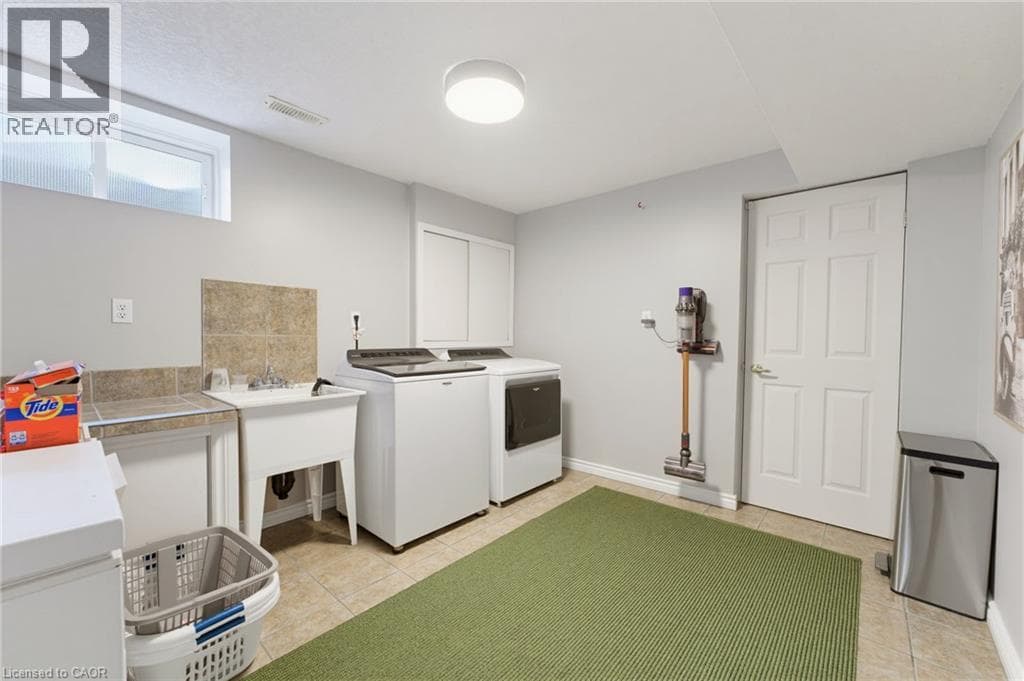 Detached for sale at 135 MCNICHOL Drive, Branchton Park, Cambridge, Ontario, photo 27