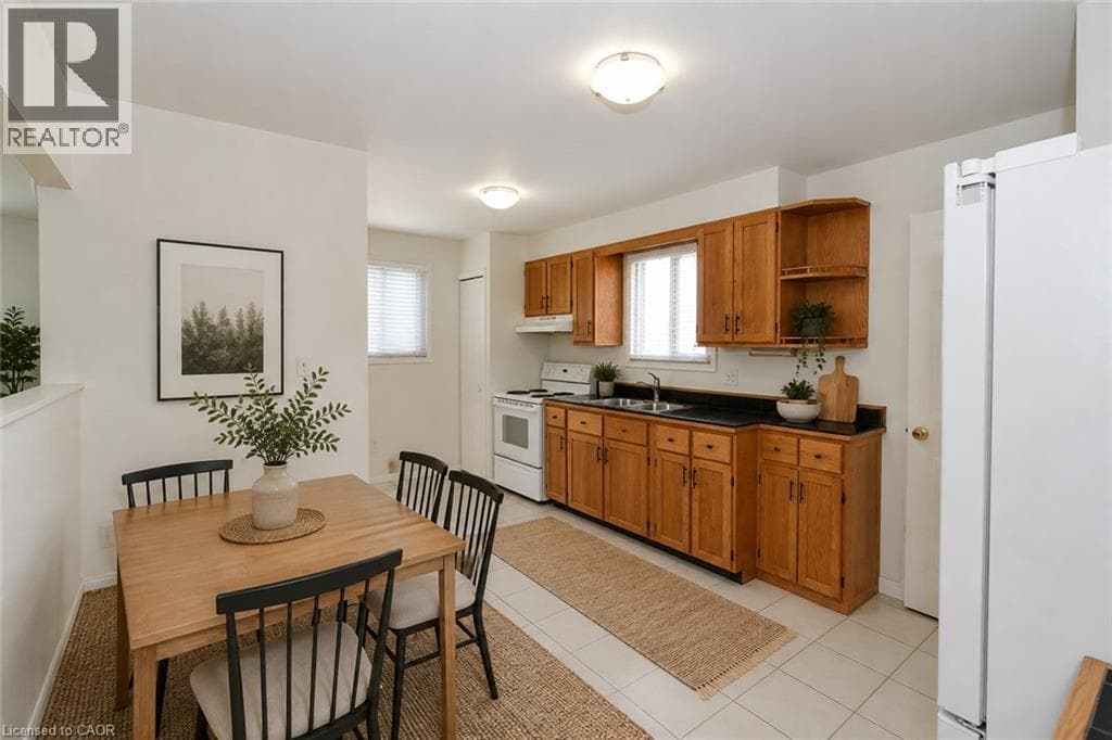 Detached for sale at 82 ELMWOOD Avenue, Elgin Park, Cambridge, Ontario, photo 7