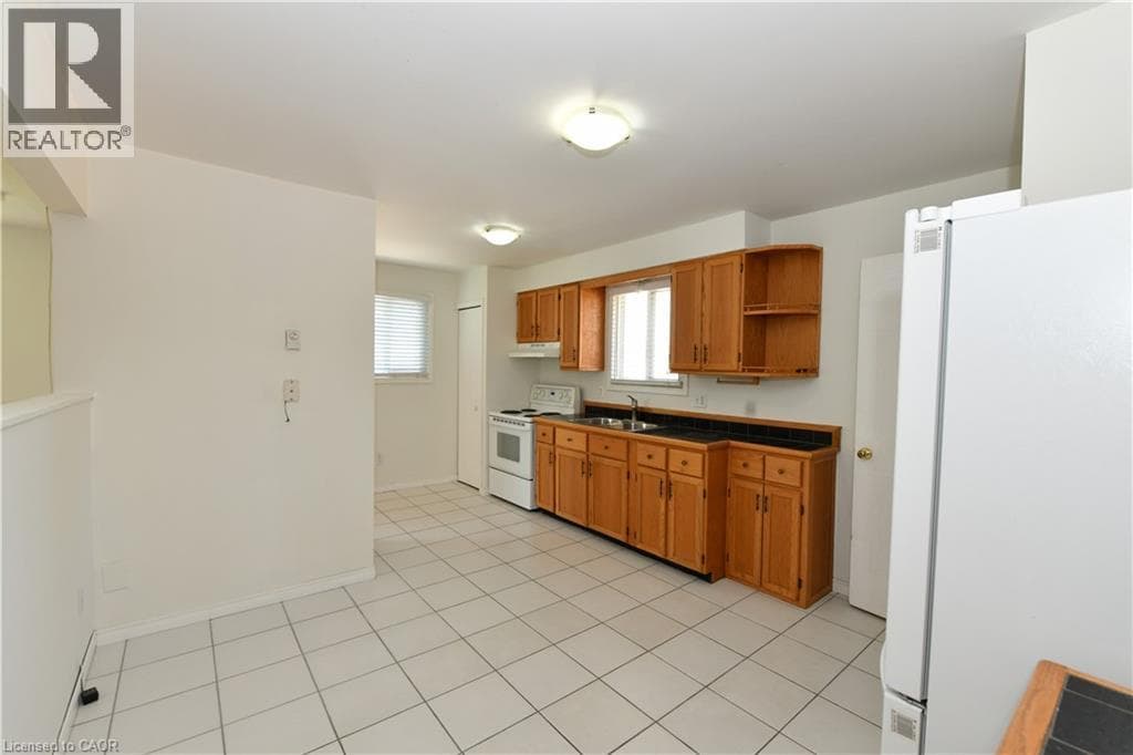 Detached for sale at 82 ELMWOOD Avenue, Elgin Park, Cambridge, Ontario, photo 6