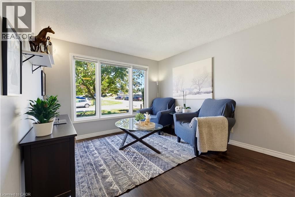 Detached for sale at 74 STIRLING MACGREGOR Drive, St Andrews Hills, Cambridge, Ontario, photo 5
