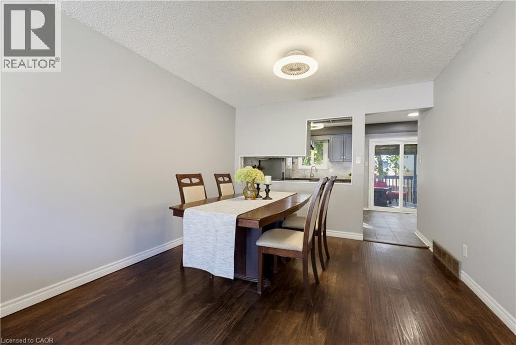 Detached for sale at 74 STIRLING MACGREGOR Drive, St Andrews Hills, Cambridge, Ontario, photo 6