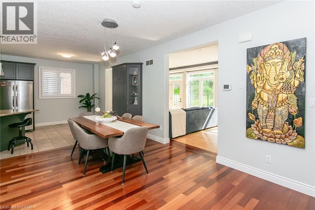 Detached for sale at 563 WOOLGRASS Avenue, Laurel Creek, Waterloo, Ontario, photo 9