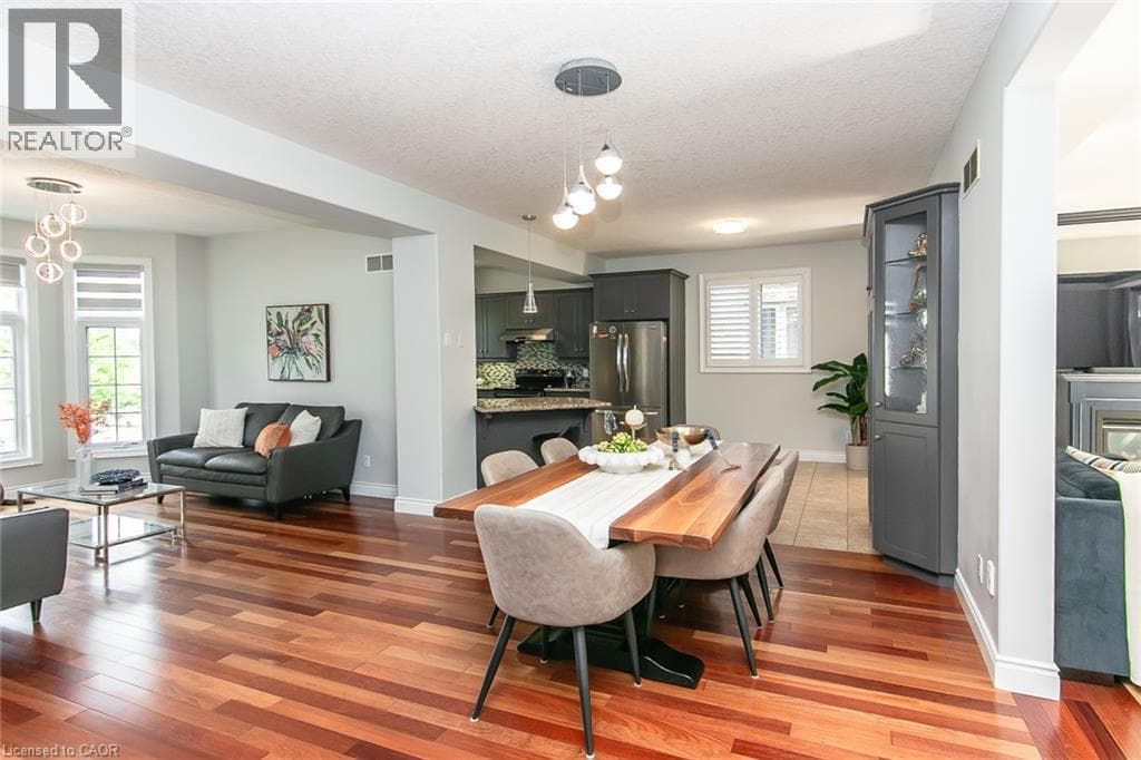 Detached for sale at 563 WOOLGRASS Avenue, Laurel Creek, Waterloo, Ontario, photo 8