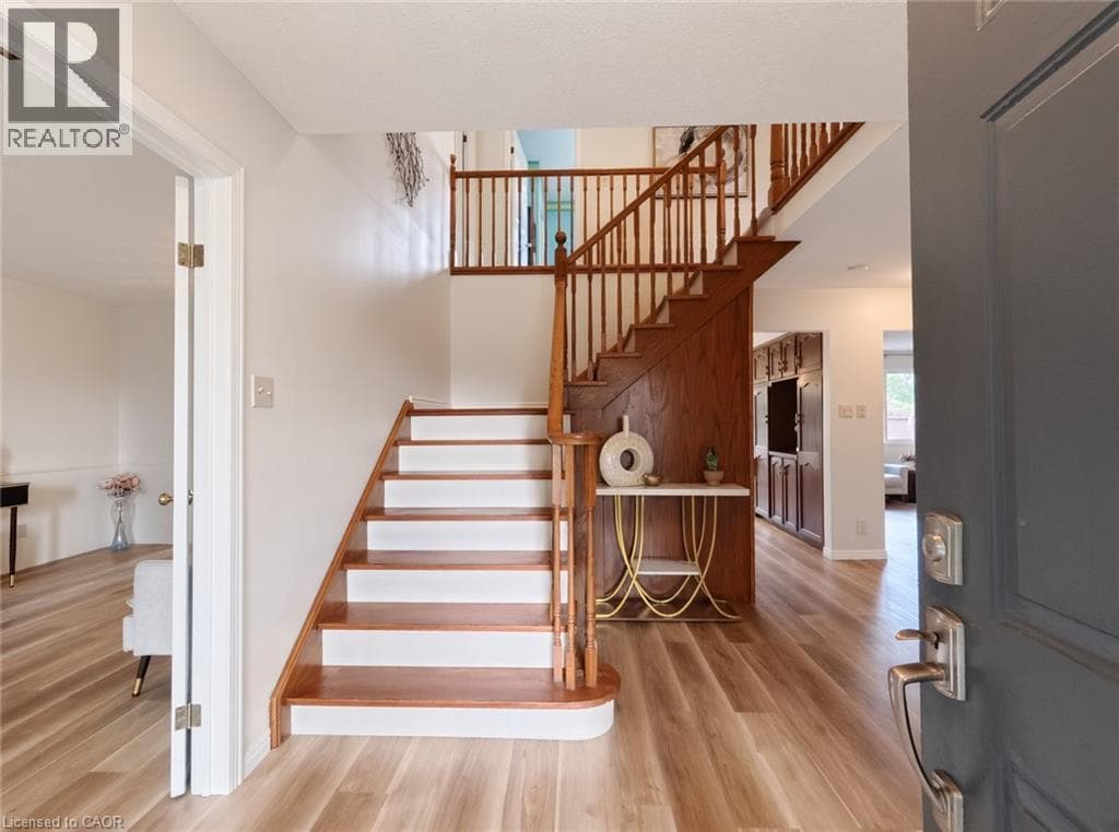 Detached for sale at 488 HEATHER HILL Place, Westvale, Waterloo, Ontario, photo 4