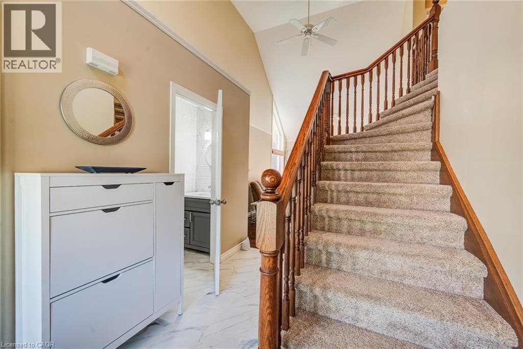 Detached for sale at 39 OLIVER Court SE, Highland West, Kitchener, Ontario, photo 5
