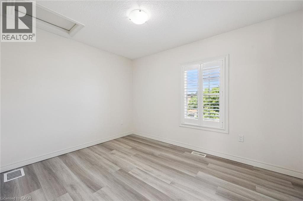 Townhouse for sale at 4 CHELTENHAM Mews, Mt. Hope Huron Park, Kitchener, Ontario, photo 15