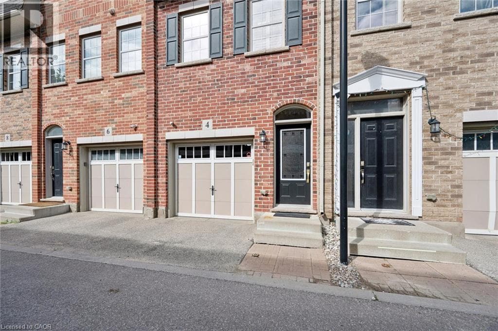 Townhouse for sale at 4 CHELTENHAM Mews, Mt. Hope Huron Park, Kitchener, Ontario, photo 2