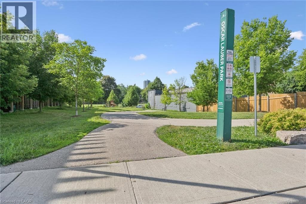 Townhouse for sale at 4 CHELTENHAM Mews, Mt. Hope Huron Park, Kitchener, Ontario, photo 28