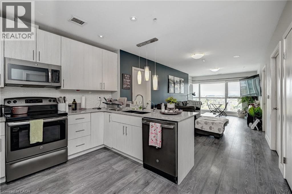 Apartment for sale at 1 VICTORIA Street S Unit# 1713, Downtown Kitchener, Kitchener, Ontario, photo 4