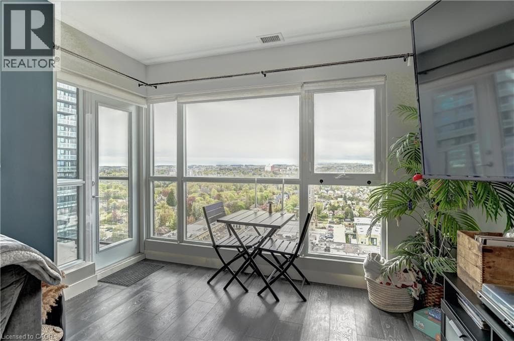 Apartment for sale at 1 VICTORIA Street S Unit# 1713, Downtown Kitchener, Kitchener, Ontario, photo 3