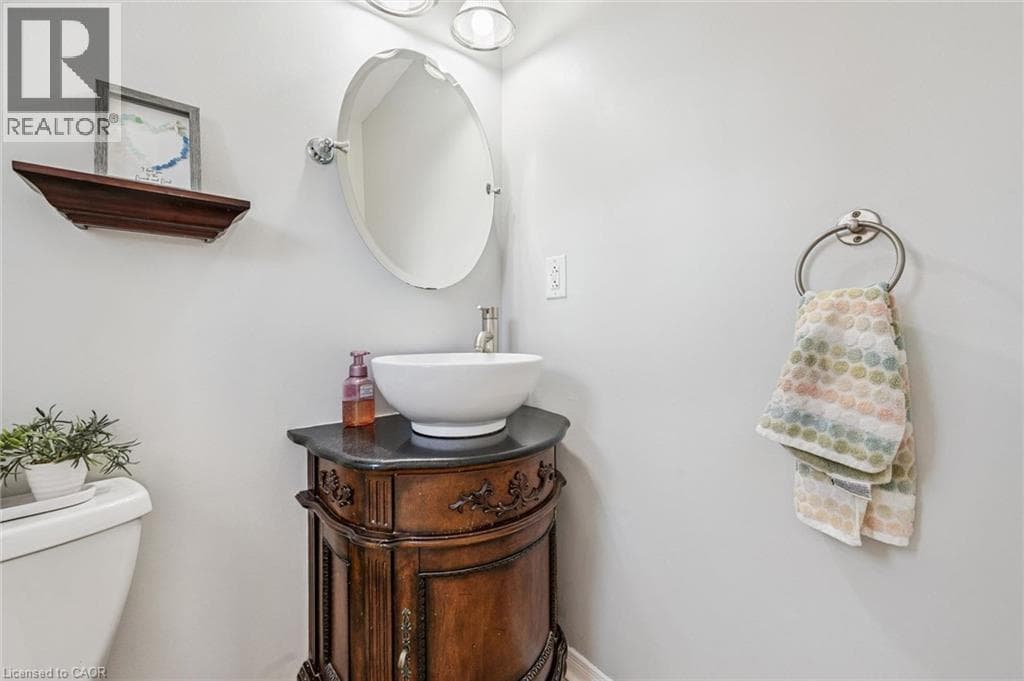 Detached for sale at 54 ROYAL ORCHARD Place, Forest Heights, Kitchener, Ontario, photo 16