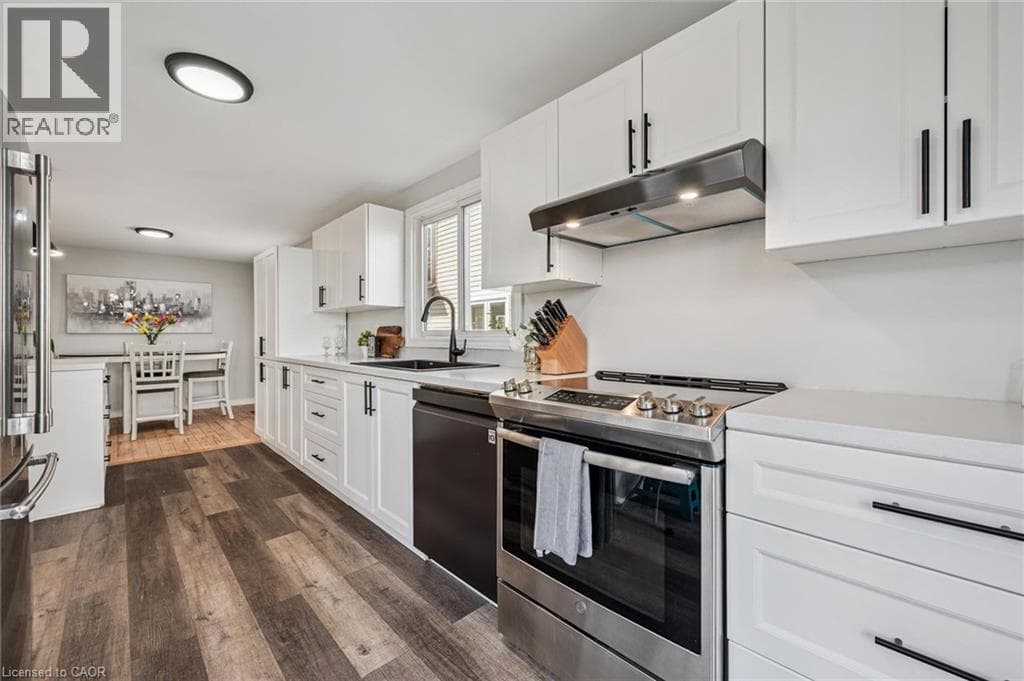 Detached for sale at 54 ROYAL ORCHARD Place, Forest Heights, Kitchener, Ontario, photo 14