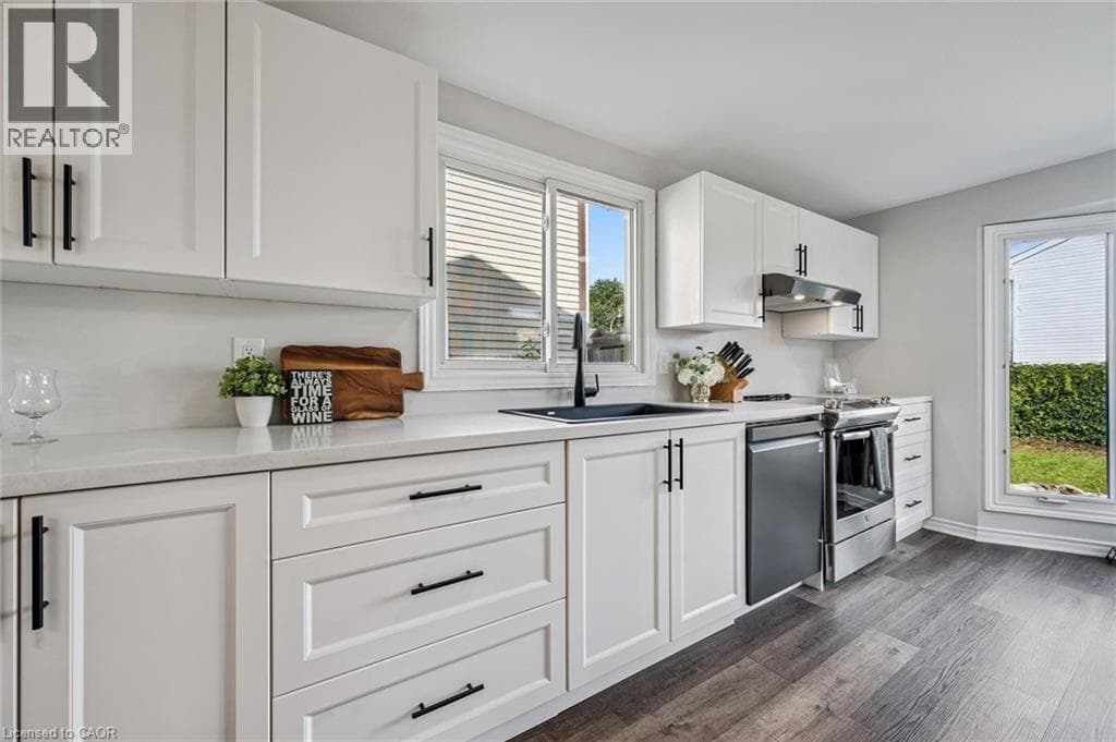 Detached for sale at 54 ROYAL ORCHARD Place, Forest Heights, Kitchener, Ontario, photo 12