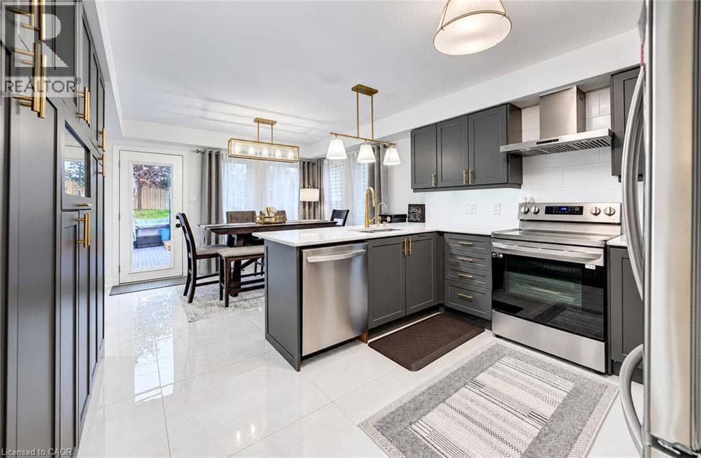 Detached for sale at 79 RIEHM Street, Laurentian West, Kitchener, Ontario, photo 15