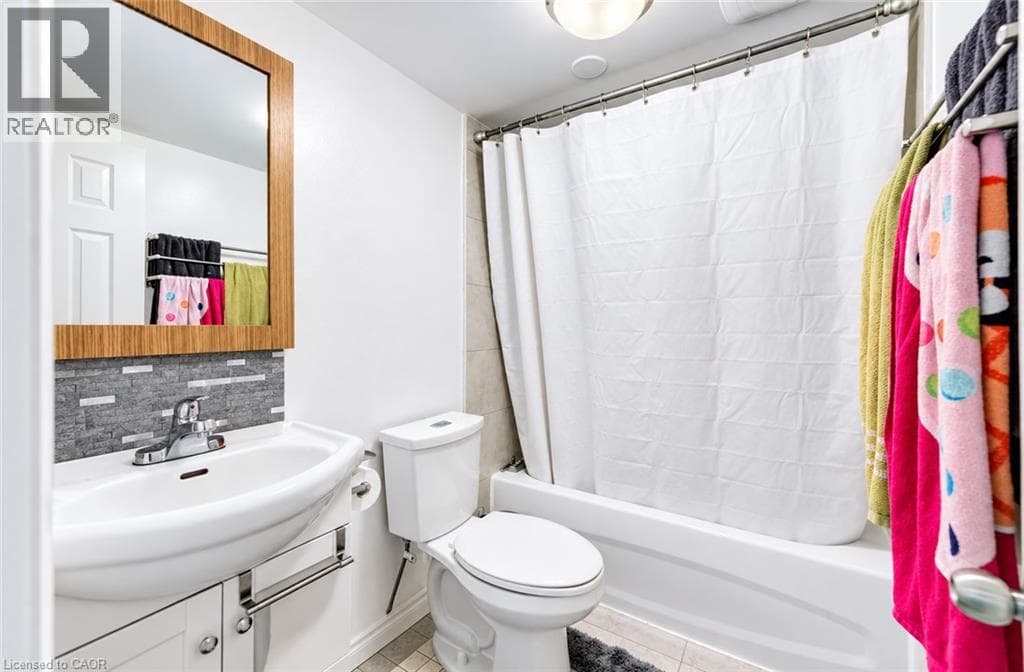 Detached for sale at 79 RIEHM Street, Laurentian West, Kitchener, Ontario, photo 32