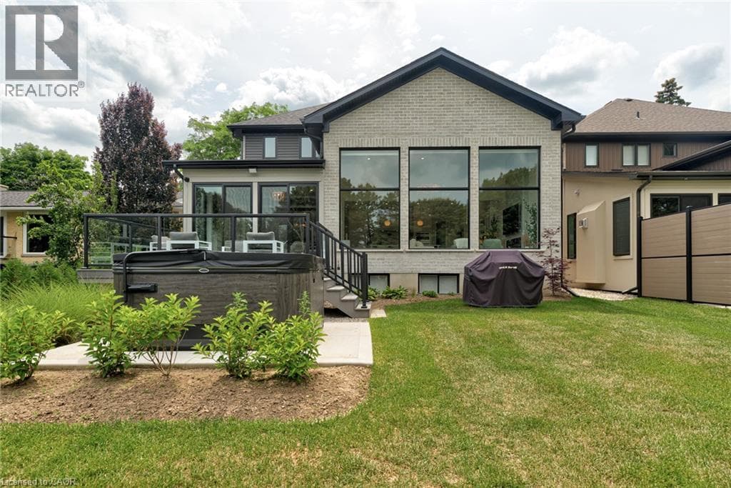Detached for sale at 90 MARGARET Avenue N Unit# A, University Downs, Waterloo, Ontario, photo 43