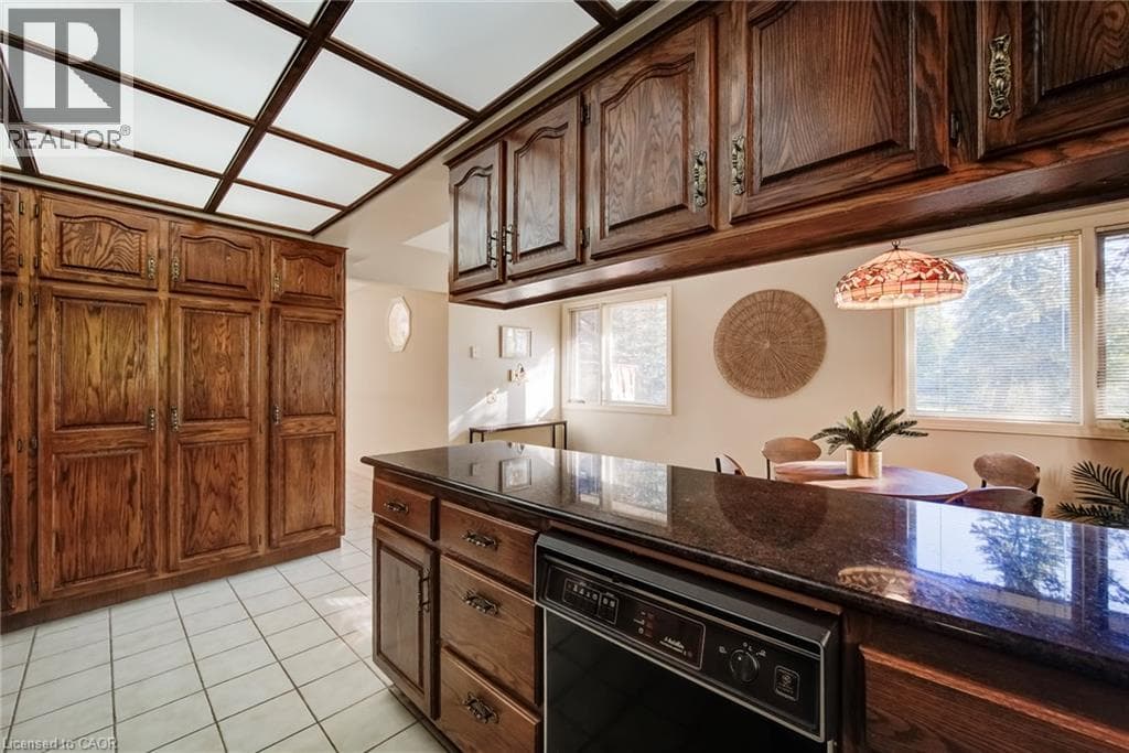 Detached for sale at 44 GREENSVIEW Drive, Pioneer Tower West, Kitchener, Ontario, photo 10