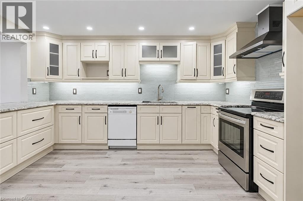 Semi-detached for sale at 56 POPLAR Drive, Silverheights, Cambridge, Ontario, photo 12