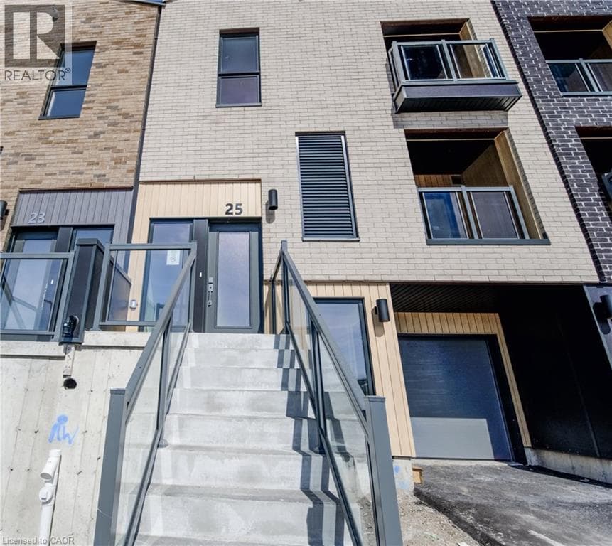 Townhouse for sale at 25 URBANE Boulevard, Laurentian West, Kitchener, Ontario, photo 2