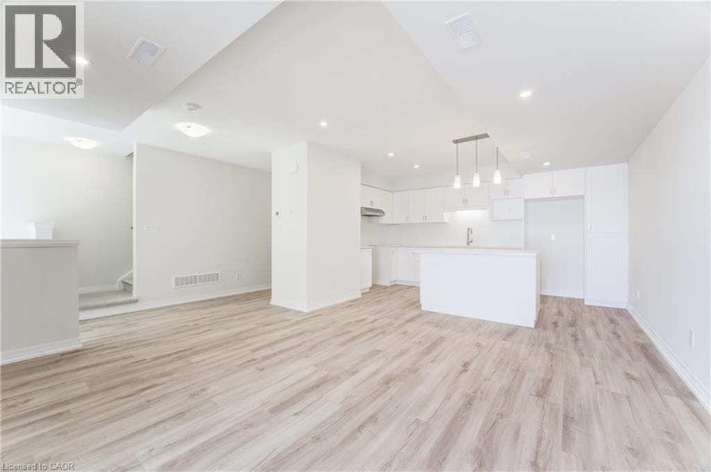 Townhouse for sale at 25 URBANE Boulevard, Laurentian West, Kitchener, Ontario, photo 6
