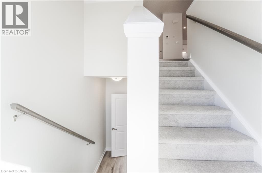 Townhouse for sale at 25 URBANE Boulevard, Laurentian West, Kitchener, Ontario, photo 5